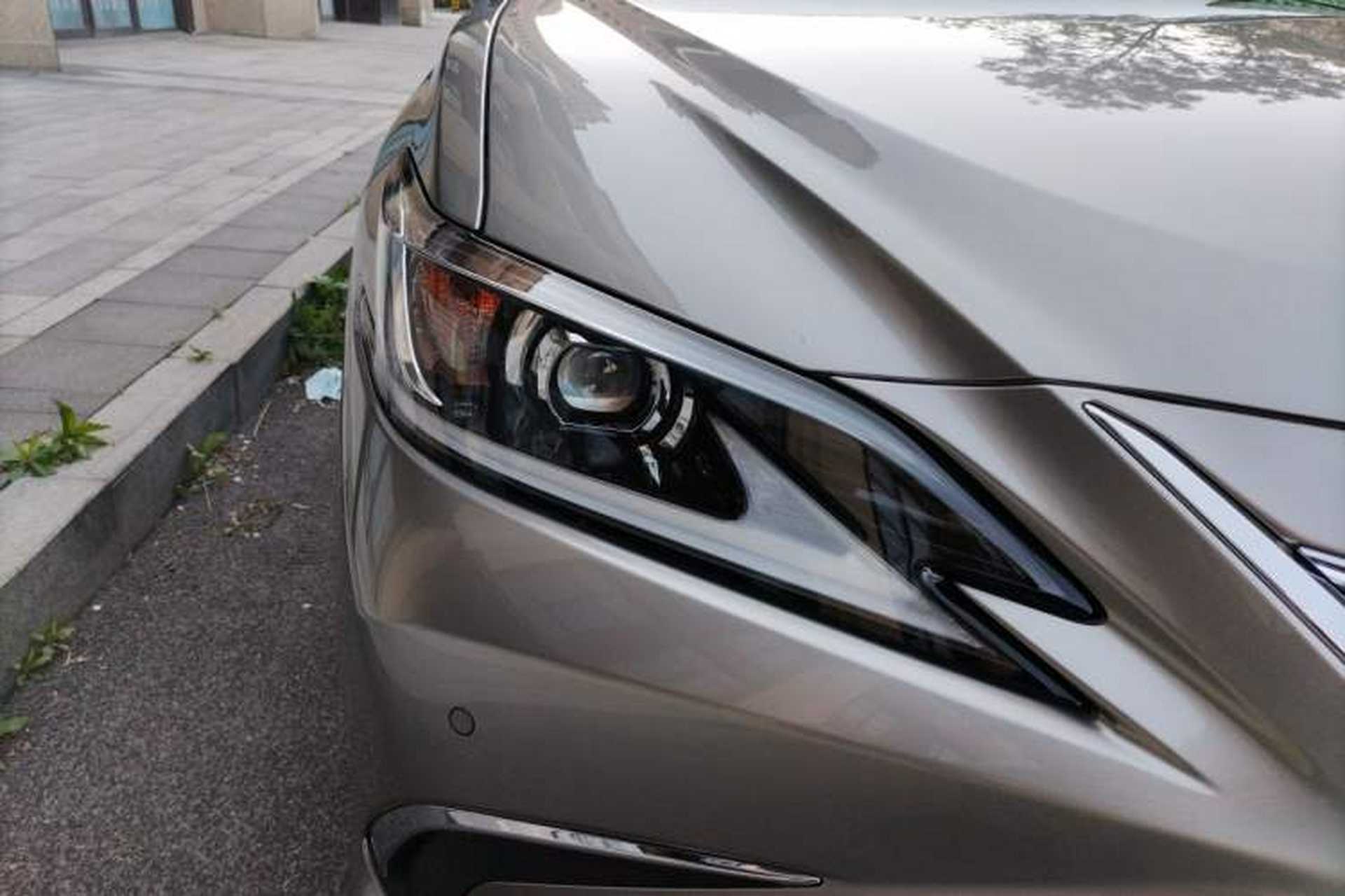 Used Lexus ES 2022 200 Excellence Edition Right Front Headlight