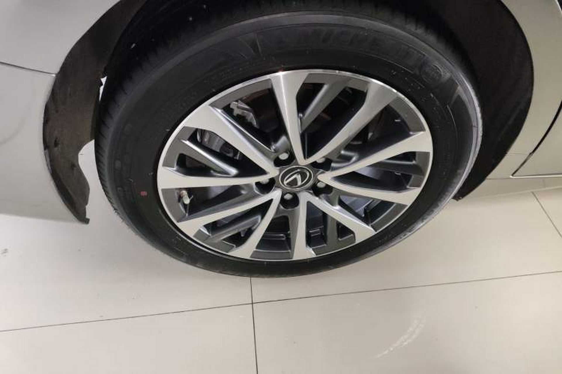 Used Lexus ES 2022 200 Excellence Edition Right Rear Wheel Hub