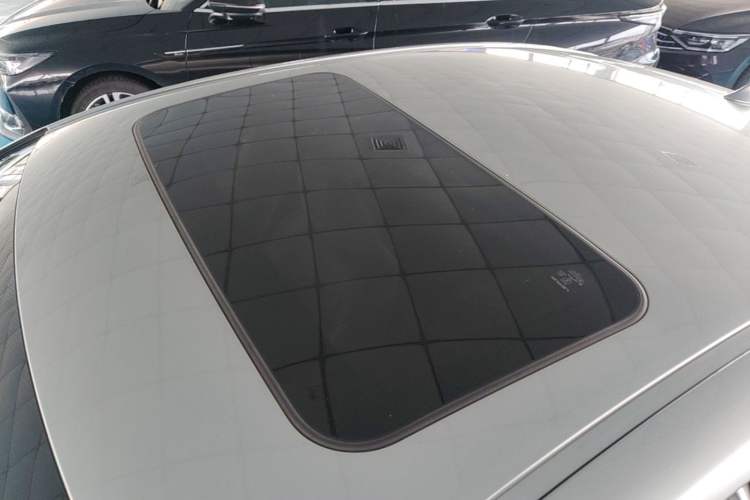 Used Lexus ES 2022 200 Excellence Edition Roof