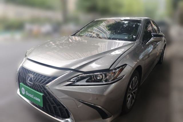 Used Lexus ES 2022 300h Excellence Edition