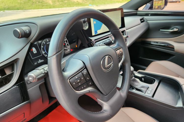 Used Lexus ES 2022 200 Excellence Edition Steering Wheel
