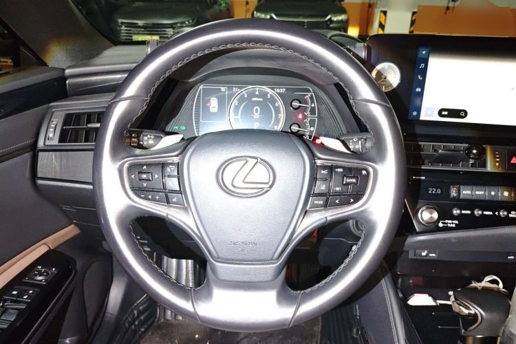 Used Lexus ES 2022 200 Excellence Edition Steering Wheel