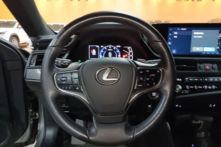 Used Lexus ES 2022 200 Excellence Edition Steering Wheel