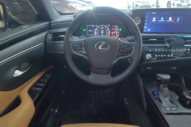 Used Lexus ES 2022 200 Excellence Edition Steering Wheel