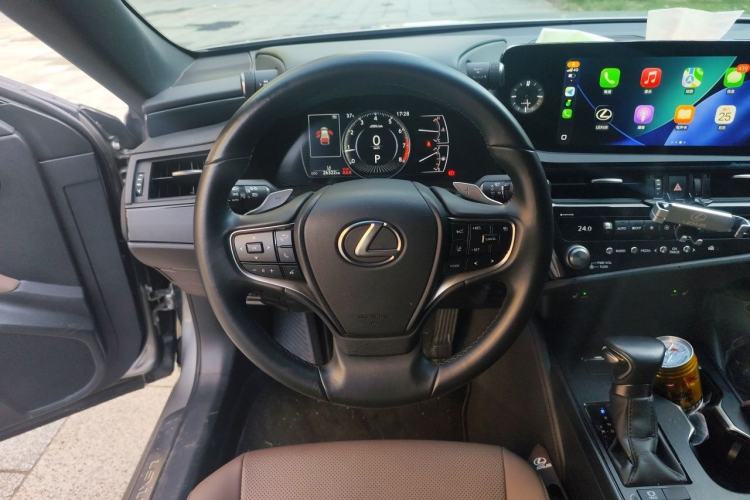 Used Lexus ES 2022 200 Excellence Edition Steering Wheel
