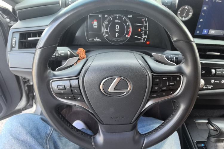 Used Lexus ES 2022 200 Excellence Edition Steering Wheel