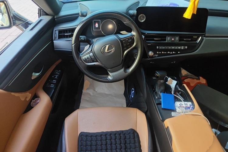Used Lexus ES 2022 200 Excellence Edition Steering Wheel