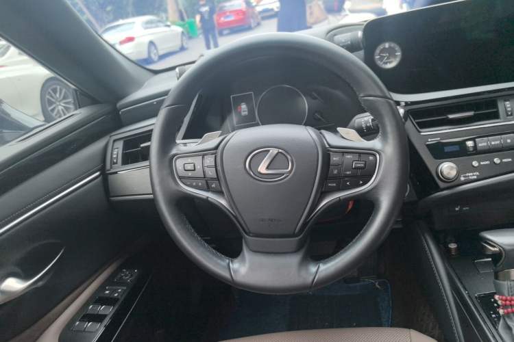 Used Lexus ES 2022 200 Excellence Edition Steering Wheel