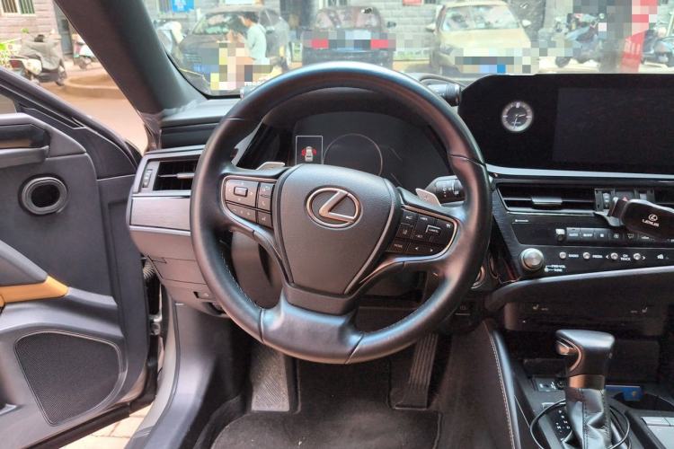 Used Lexus ES 2022 200 Excellence Edition Steering Wheel