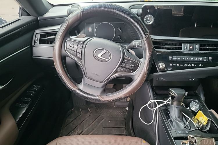 Used Lexus ES 2022 200 Excellence Edition Steering Wheel
