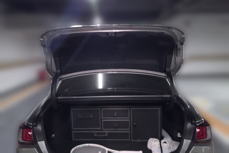 Used Lexus ES 2022 300h Excellence Edition Trunk
