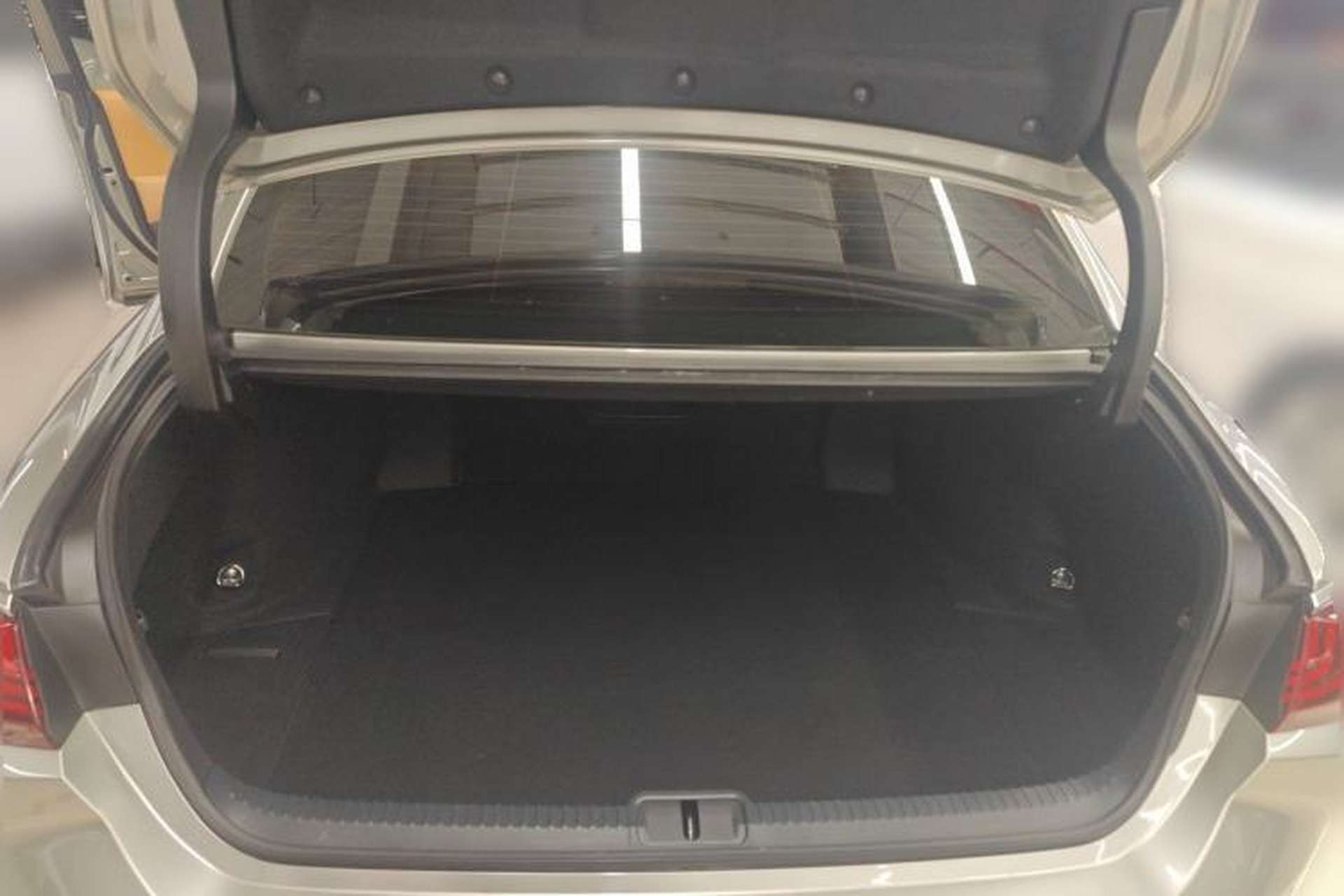 Used Lexus ES 2022 200 Excellence Edition Trunk
