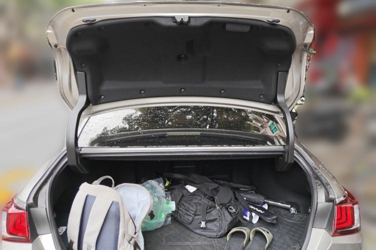 Used Lexus ES 2022 200 Excellence Edition Trunk