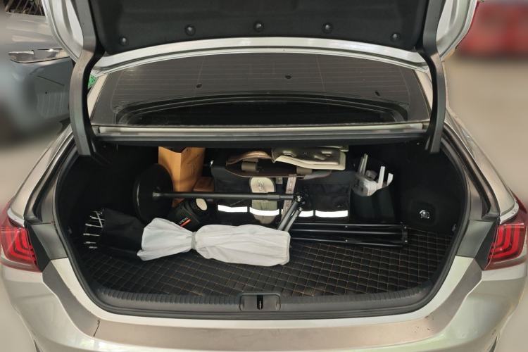Used Lexus ES 2022 300h Excellence Edition Trunk