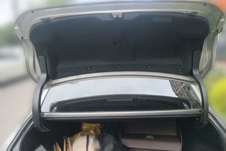 Used Lexus ES 2022 200 Excellence Edition Trunk