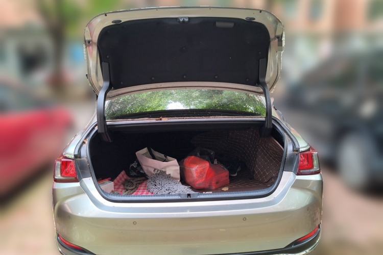 Used Lexus ES 2022 200 Excellence Edition Trunk