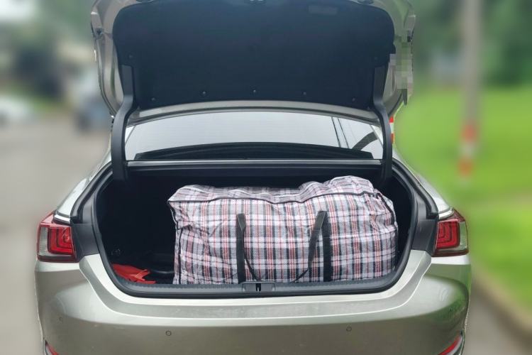 Used Lexus ES 2022 200 Excellence Edition Trunk