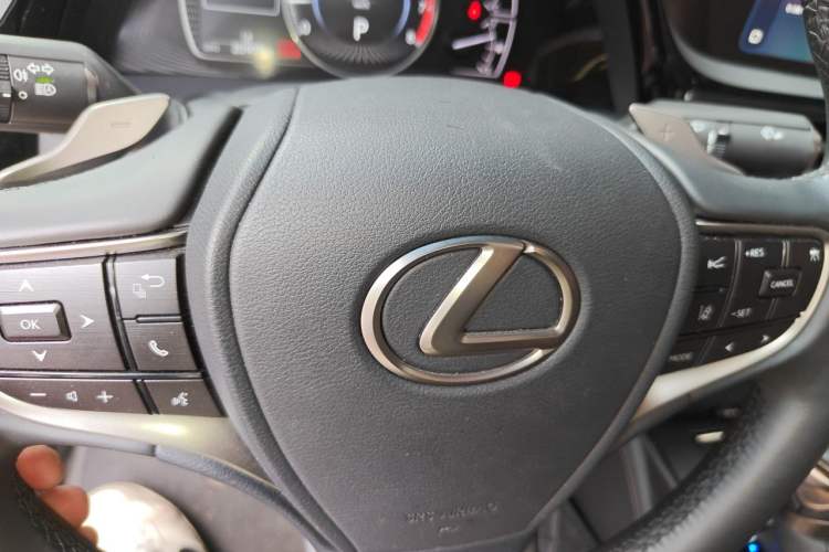 Used Lexus ES 2022 200 Excellence Edition Vehicle Key