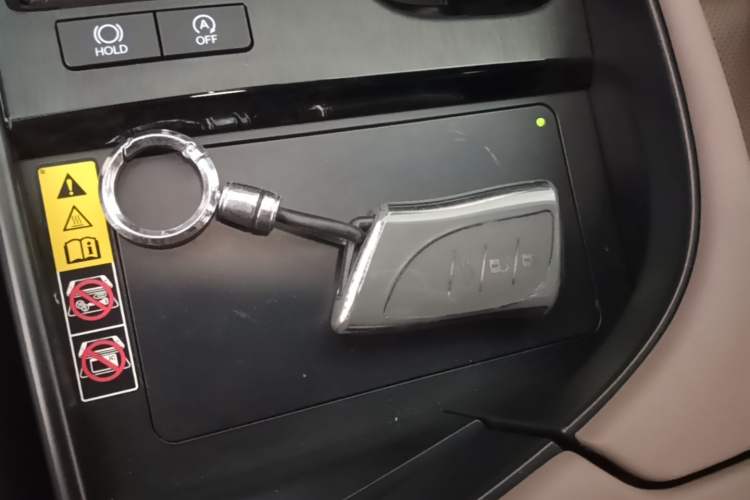 Used Lexus ES 2022 200 Luxury Edition Vehicle Key