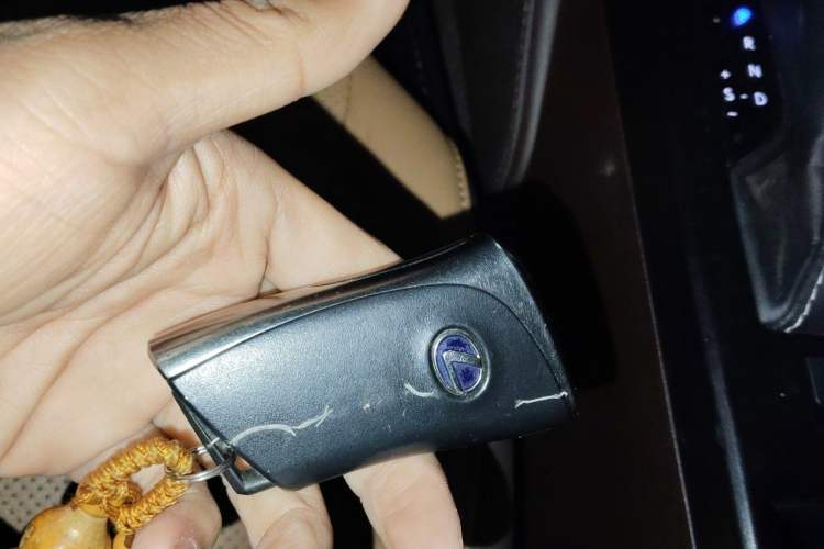 Used Lexus ES 2022 300h Excellence Edition Vehicle Key
