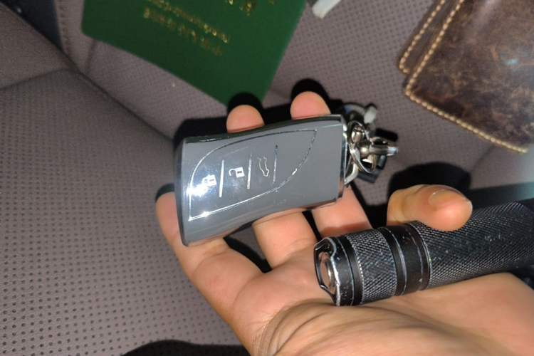 Used Lexus ES 2022 200 Excellence Edition Vehicle Key