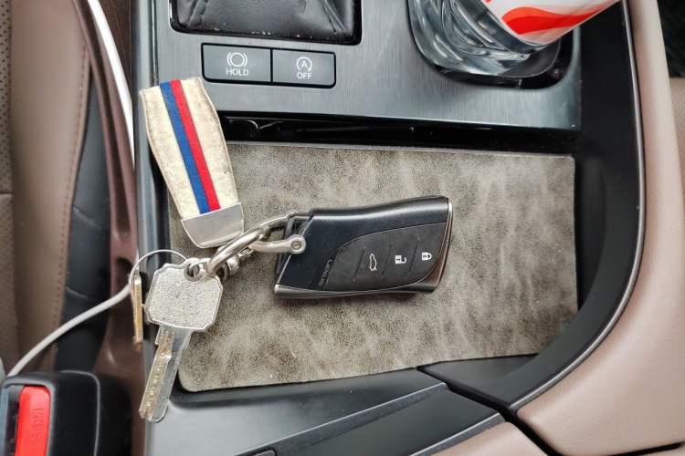 Used Lexus ES 2022 200 Excellence Edition Vehicle Key