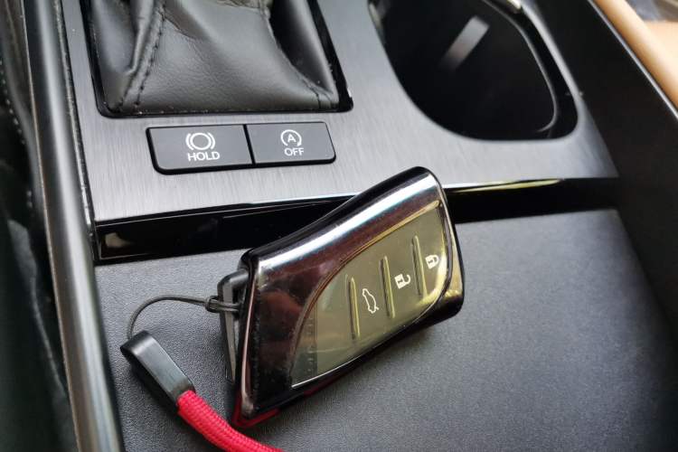 Used Lexus ES 2022 200 Excellence Edition Vehicle Key
