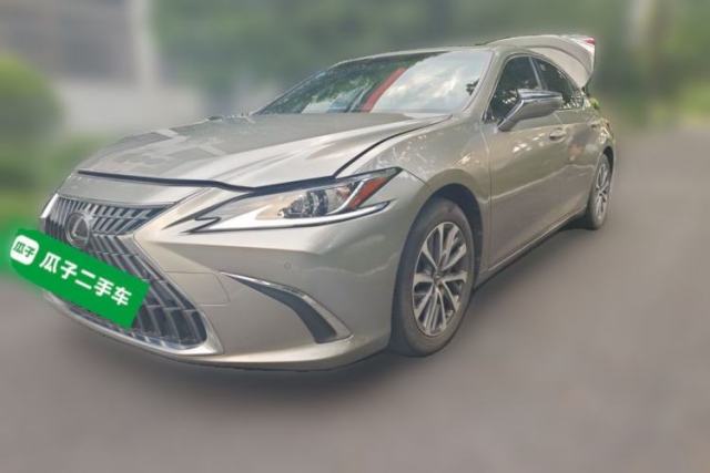 Used Lexus ES 2022 300h Excellence Edition