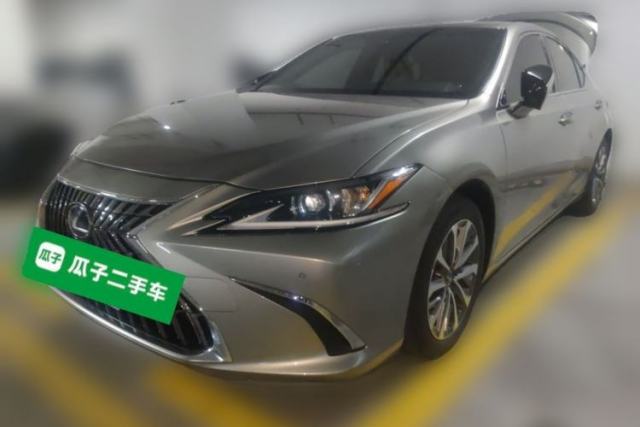 Used Lexus ES 2022 300h Excellence Edition