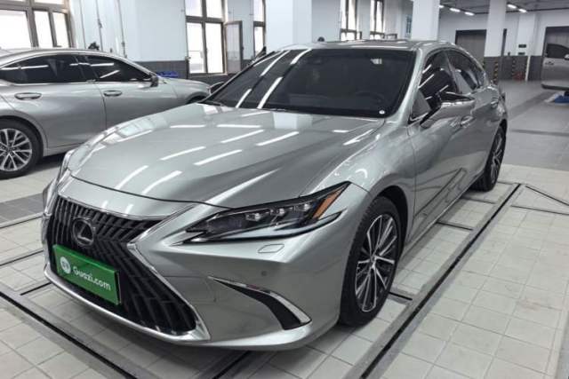 Used Lexus ES 2022 300h Excellence Edition