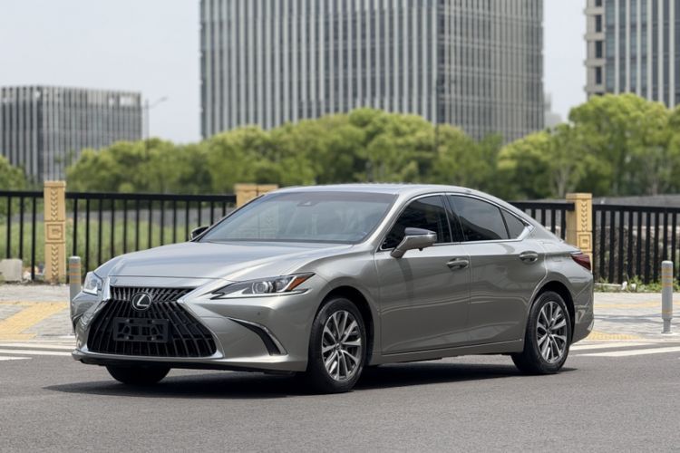 Used Lexus ES 2022 200 Excellence Edition Guazi used car, China used car export, Used car for sale, Used  cars, Cheapest cars for sale