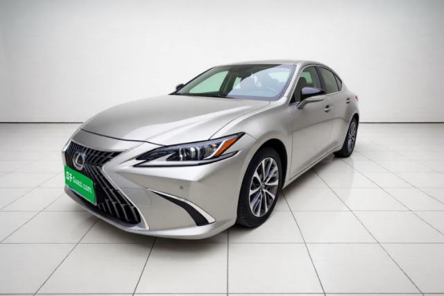 Used Lexus ES 2022 300h Excellence Edition