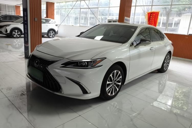 Used Lexus ES 2022 200 Excellence Edition Guazi used car, China used car export, Used car for sale, Used Lexus cars, Cheapest cars for sale