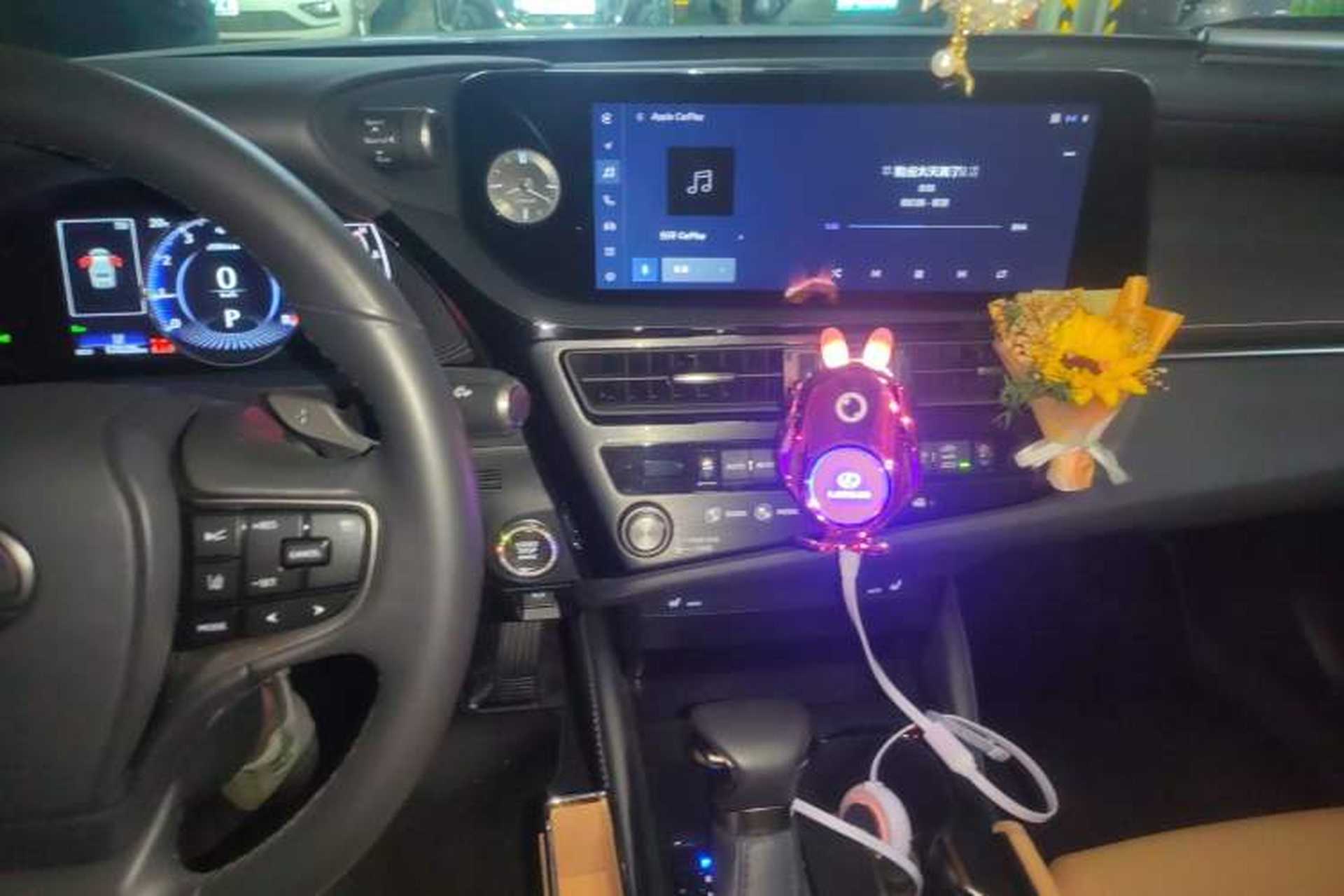 Used Lexus ES 2022 200 Excellence Edition Audio And AC Panel