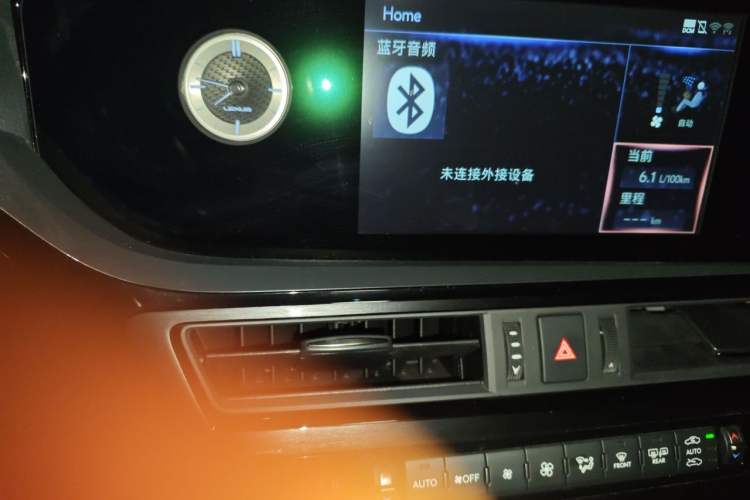 Used Lexus ES 2022 300h F SPORT Audio And AC Panel