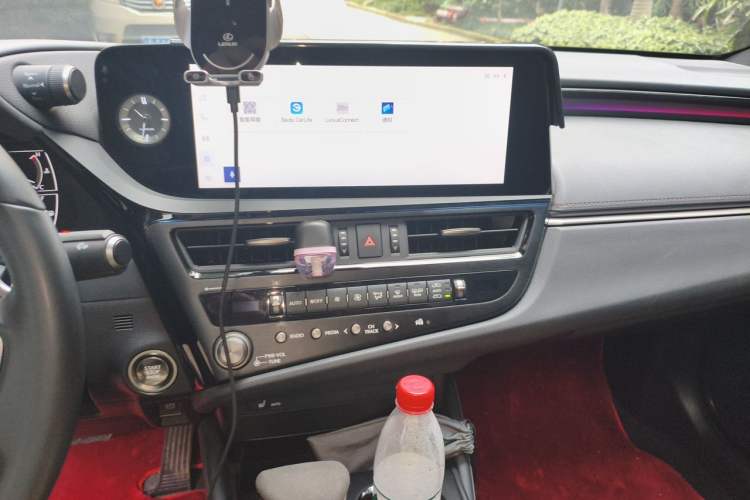Used Lexus ES 2022 200 Excellence Edition Audio And AC Panel