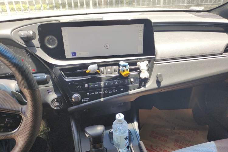 Used Lexus ES 2022 200 Excellence Edition Audio And AC Panel