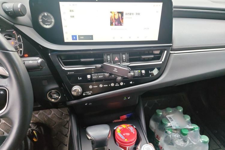 Used Lexus ES 2022 200 Excellence Edition Audio And AC Panel