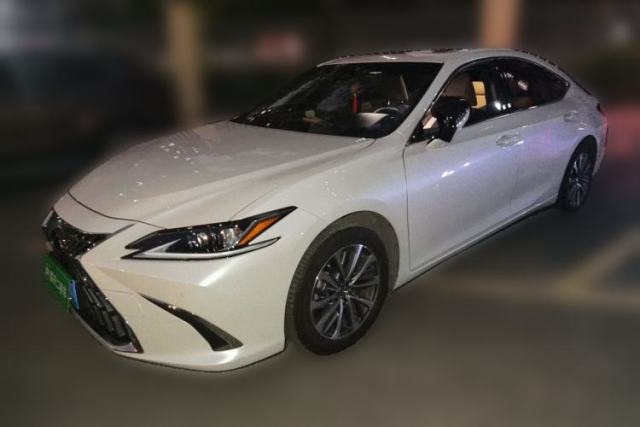 Used Lexus ES 2022 200 Excellence Edition