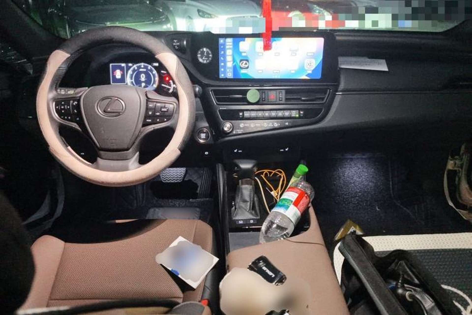 Used Lexus ES 2022 200 Excellence Edition Center Console