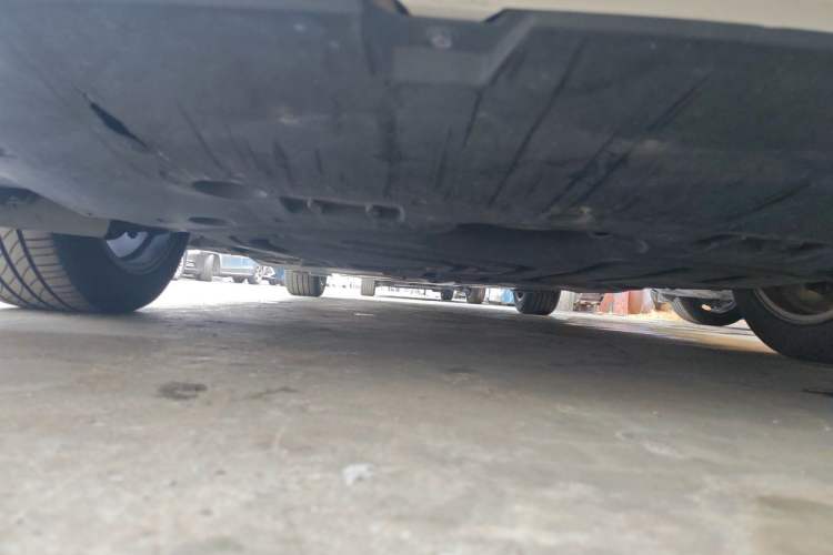 Used Lexus ES 2022 300h Excellence Edition Chassis Front