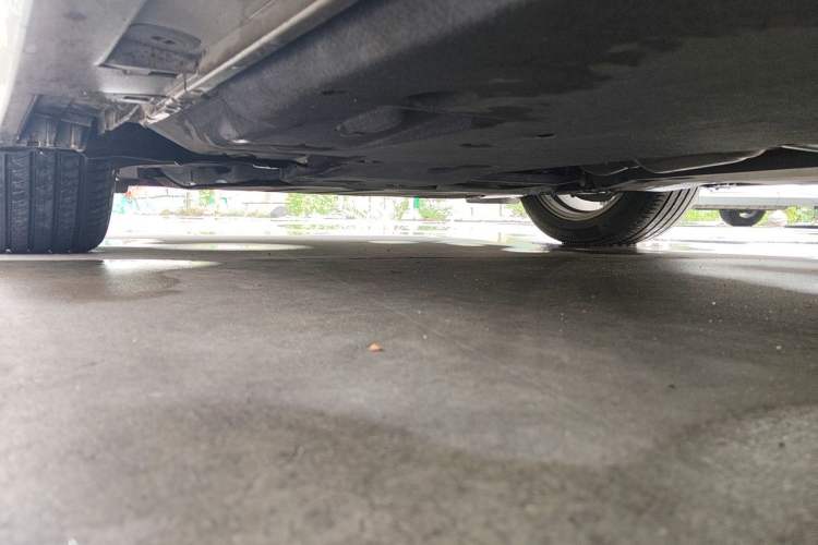 Used Lexus ES 2022 300h Excellence Edition Chassis Front