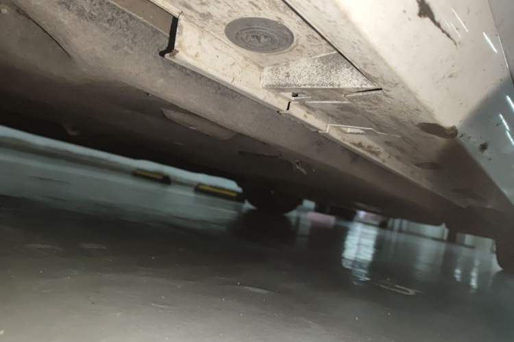 Used Lexus ES 2022 300h Deluxe Edition Chassis Front Left