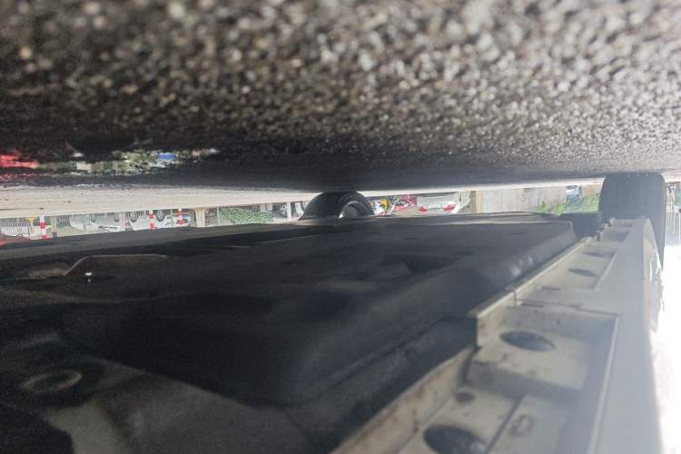 Used Lexus ES 2022 300h F SPORT Chassis Front Right