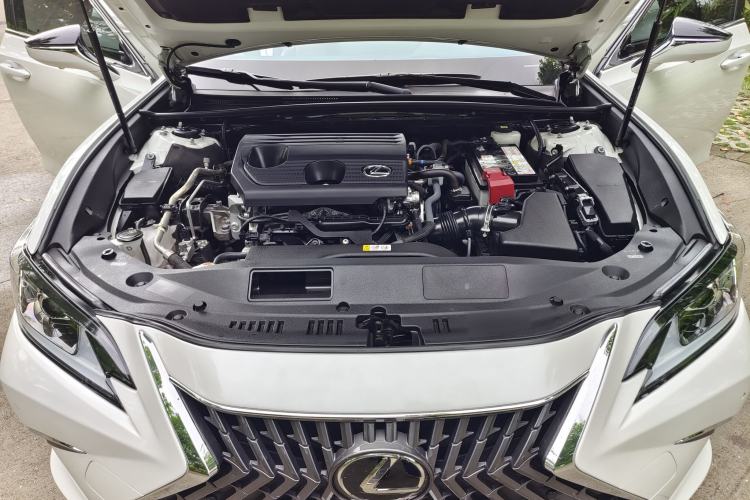 Used Lexus ES 2022 200 Excellence Edition Engine Bay