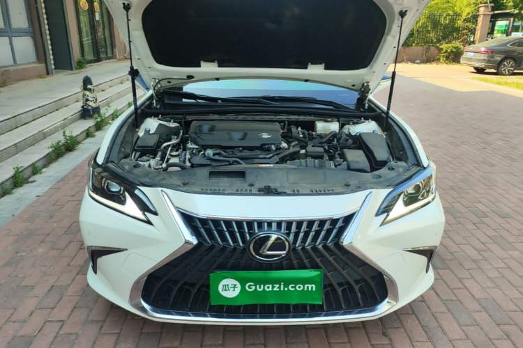 Used Lexus ES 2022 260 Excellence Edition Engine Bay