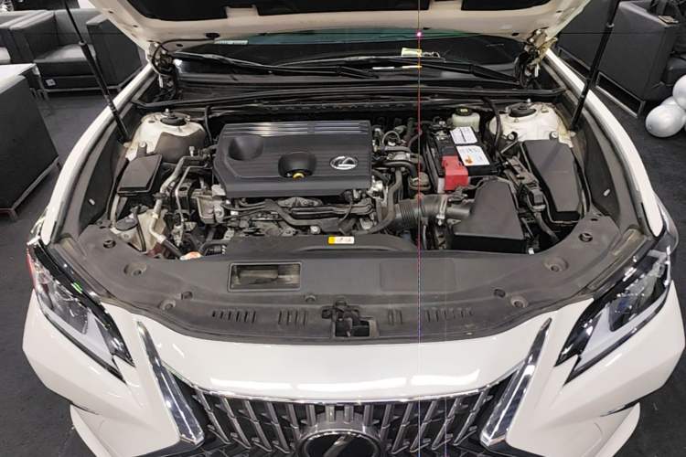 Used Lexus ES 2022 200 Luxury Edition Engine Bay