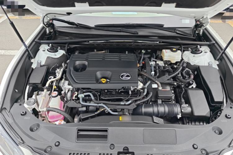 Used Lexus ES 2022 300h Excellence Edition Engine Bay