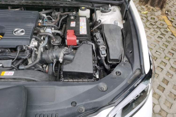 Used Lexus ES 2022 200 Excellence Edition Engine Bay Left