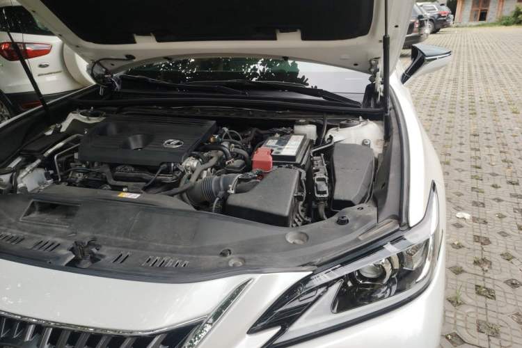 Used Lexus ES 2022 200 Excellence Edition Engine Bay Left